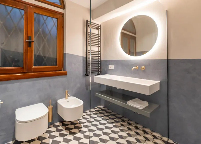 Lägenhet Casa Museo Romeo Verona